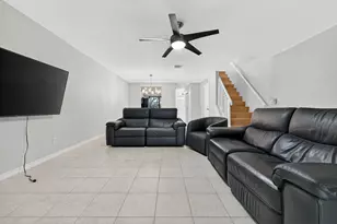 2140 NE 44th St, Lighthouse Point, FL 33064 - Photo 17