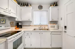 4 Garden St, Tequesta, FL 33469 - Photo 5