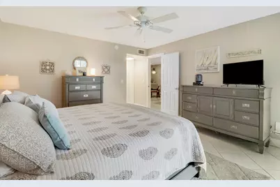 11800 Avenue Of The Pga #8, Palm Beach Gardens, FL 33418 - Photo 17