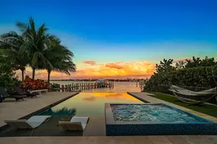 200 N Lake Dr, Lantana, FL 33462 - Photo 1