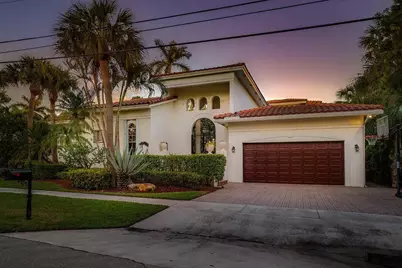 200 N Lake Drive, Lantana, FL 33462 - Photo 3