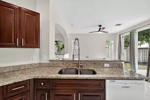 6857 Sugarloaf Key St, Lake Worth, FL 33467 - Photo 15
