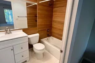 3050 Presidential Way, West Palm Beach, FL 33401 - Photo 7