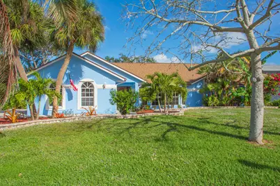922 Jackson Way, Fort Pierce, FL 34949 - Photo 1