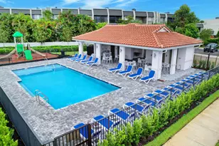 6851 Broadwater Ln, Lake Worth, FL 33467 - Photo 9