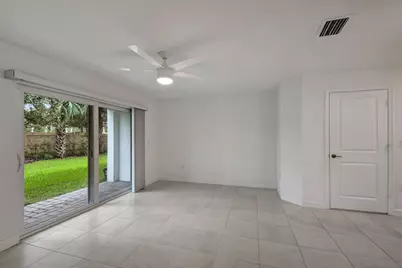 6851 Broadwater Lane, Lake Worth, FL 33467 - Photo 21