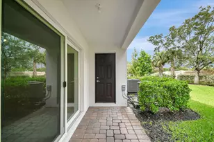 6851 Broadwater Ln, Lake Worth, FL 33467 - Photo 25