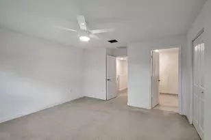 6851 Broadwater Ln, Lake Worth, FL 33467 - Photo 7