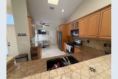 7275 Summer Tree Drive, Boynton Beach, FL 33437 - Photo 5