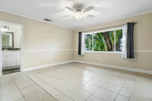 121 NE Spanish Ct, Boca Raton, FL 33432 - Photo 17