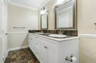 121 NE Spanish Ct, Boca Raton, FL 33432 - Photo 19