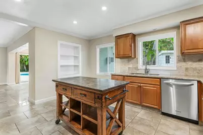 121 NE Spanish Court, Boca Raton, FL 33432 - Photo 15