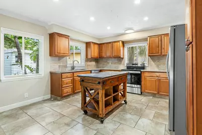 121 NE Spanish Court, Boca Raton, FL 33432 - Photo 13