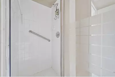 180 Saxony D, Delray Beach, FL 33446 - Photo 29