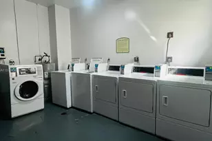 536 14th St, Miami Beach, FL 33139 - Photo 11