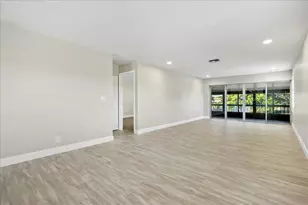 13921 Royal Palm Ct, Delray Beach, FL 33484 - Photo 9