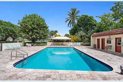 1707 Consulate Place #202, West Palm Beach, FL 33401 - Photo 5