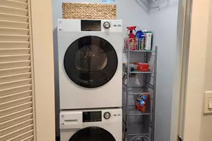 1707 Consulate Pl, West Palm Beach, FL 33401 - Photo 15