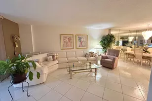 4725 Lucerne Lakes Blvd E, Lake Worth, FL 33467 - Photo 13