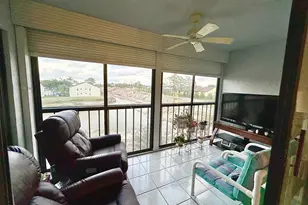 4725 Lucerne Lakes Blvd E, Lake Worth, FL 33467 - Photo 15