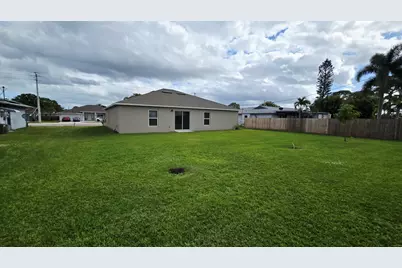 1346 SE Floresta Drive, Port Saint Lucie, FL 34983 - Photo 21