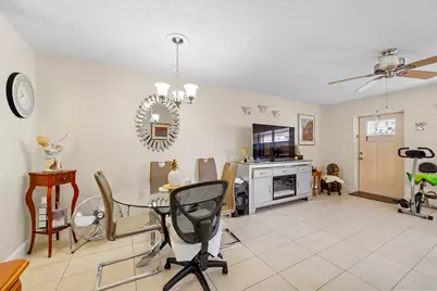 213 Cambridge I, West Palm Beach, FL 33417 - Photo 9