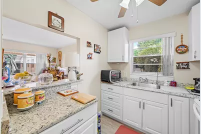 213 Cambridge I, West Palm Beach, FL 33417 - Photo 11