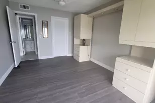 35 Somerset B, West Palm Beach, FL 33417 - Photo 9