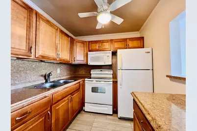 50 Coventry C, West Palm Beach, FL 33417 - Photo 1