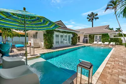 136 Worth Court S, West Palm Beach, FL 33405 - Photo 13