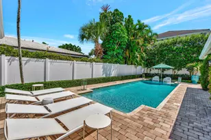 136 Worth Ct S, West Palm Beach, FL 33405 - Photo 9