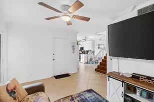 2140 White Pine Cir, Greenacres, FL 33415 - Photo 11