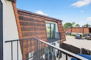 2140 White Pine Cir, Greenacres, FL 33415 - Photo 43