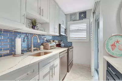 745 SE 19th Avenue #124, Deerfield Beach, FL 33441 - Photo 7