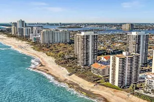 4200 N Ocean Dr, Singer Island, FL 33404 - Photo 65