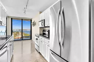 4200 N Ocean Dr, Singer Island, FL 33404 - Photo 19