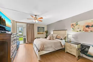 198 NW 67th St, Boca Raton, FL 33487 - Photo 19