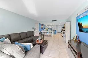 198 NW 67th St, Boca Raton, FL 33487 - Photo 17