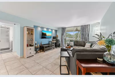 198 NW 67th Street #207, Boca Raton, FL 33487 - Photo 17