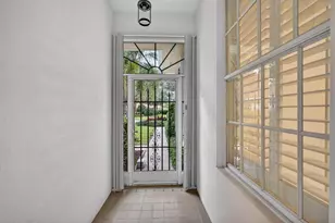 520 E Tall Oaks Dr, Palm Beach Gardens, FL 33410 - Photo 7