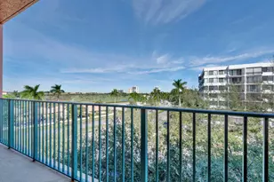 1640 Presidential Way, West Palm Beach, FL 33401 - Photo 5