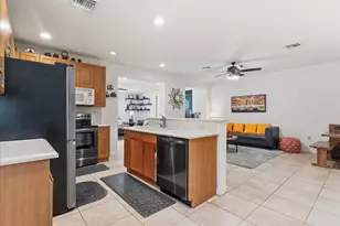 2151 NW 121st Ave, Plantation, FL 33323 - Photo 33