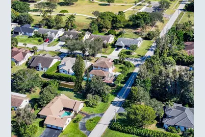 2151 NW 121st Avenue, Plantation, FL 33323 - Photo 15