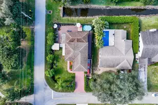 2151 NW 121st Ave, Plantation, FL 33323 - Photo 17