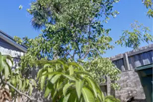 910 9th St, Lake Park, FL 33403 - Photo 17