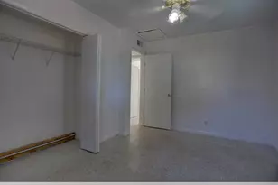 910 9th St, Lake Park, FL 33403 - Photo 11