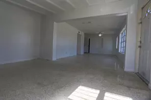 910 9th St, Lake Park, FL 33403 - Photo 5