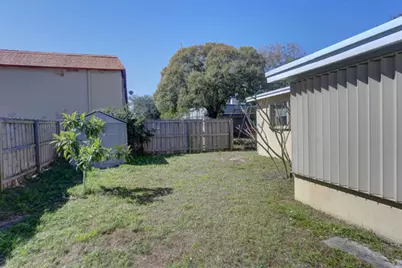 910 9th Street, Lake Park, FL 33403 - Photo 15