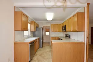 401 SE Tranquilla Ave, Port Saint Lucie, FL 34983 - Photo 19