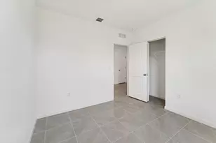 3372 Port St Lucie St, Port Saint Lucie, FL 34953 - Photo 9